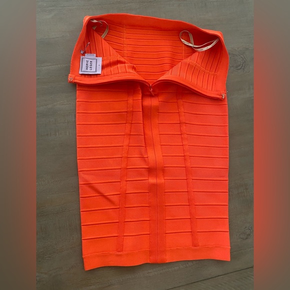 Herve Leger Kaitlin Skirt Sz Small - Picture 5 of 6